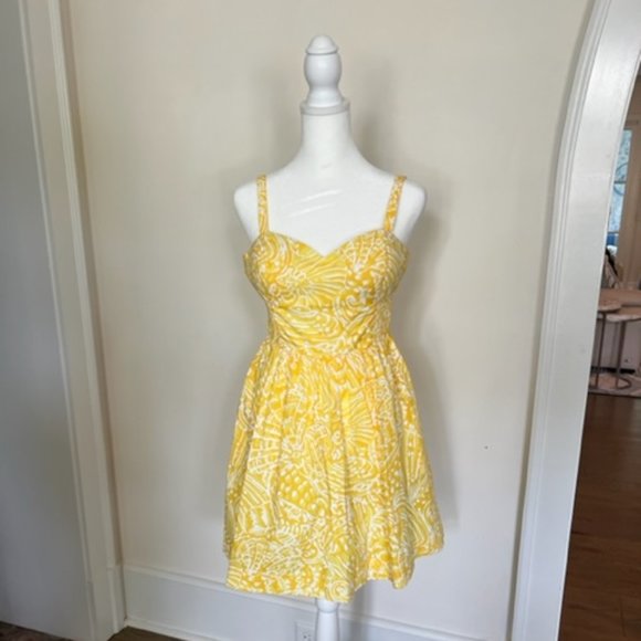 Lilly Pulitzer size 2 Christine dress yellow and white pockets - Picture 5 of 5